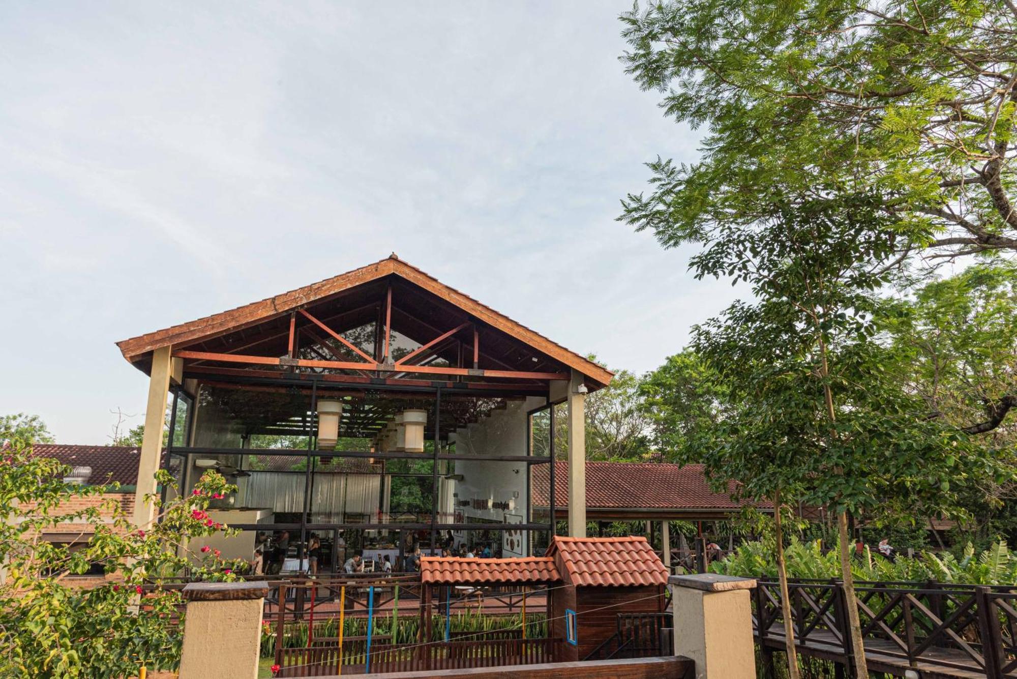 Village Cataratas Puerto Iguazu Exterior photo