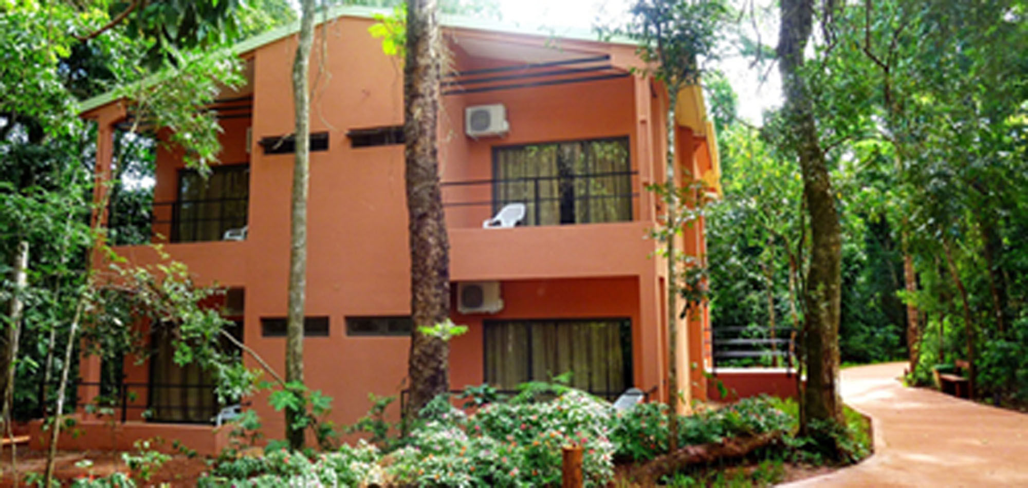 Village Cataratas Puerto Iguazu Exterior photo